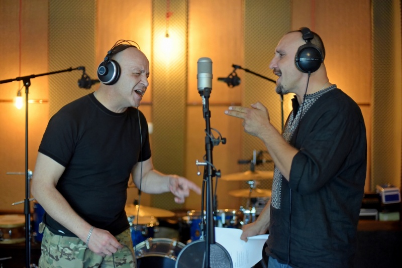 "Майданівцям": солист группы "Мандри" и герой АТО выпустили совместный клип